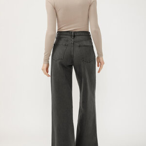 Silver Jeans - For Us Highly Desirable Ultra Wide Leg