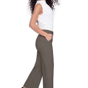 Tyler Madison Jackie Techno WL Crop Tyler Madison Jackie Techno WL Crop