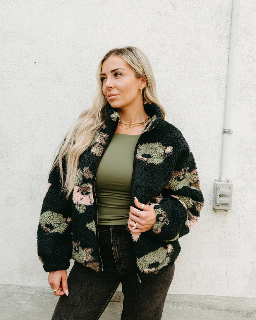 RD Style Whistler Sherpa Jacket