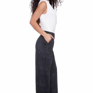 Tyler Madison Audrey WL Ponte Tyler Madison Audrey WL Ponte