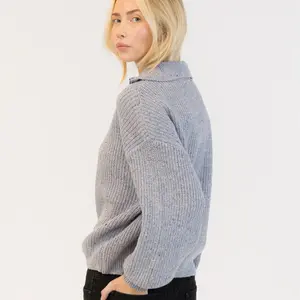 Lyla & Lux Chase Pullover