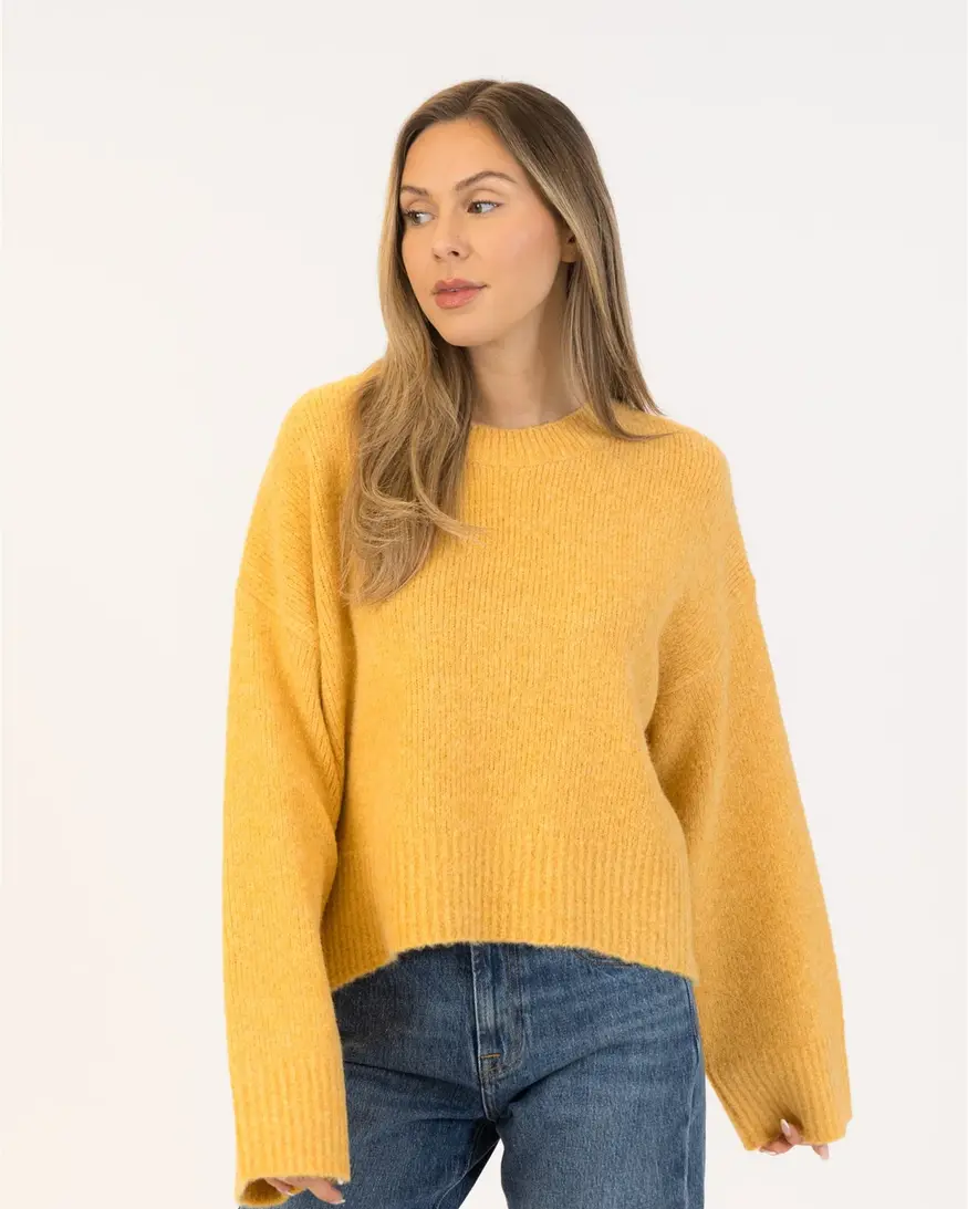 Lyla & Lux Eva Eco Crewneck Pullover
