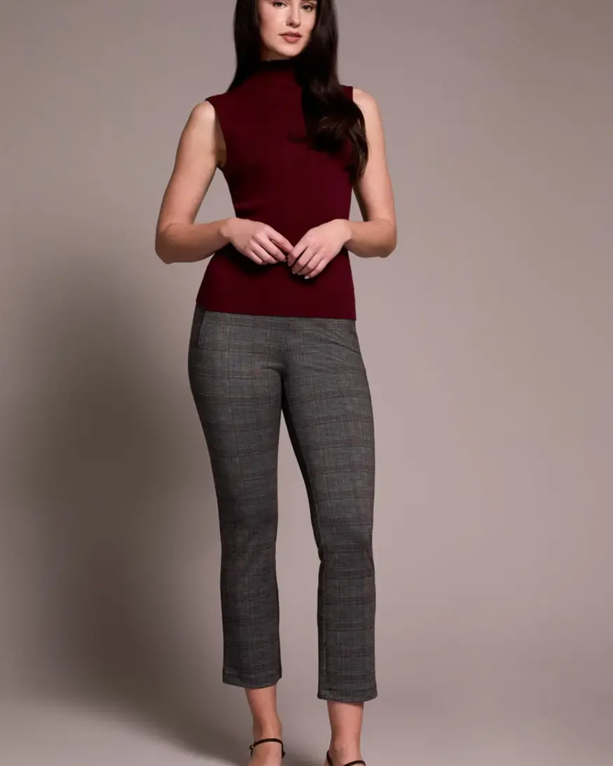 Tribal Scottie Slvs Mock Neck Top