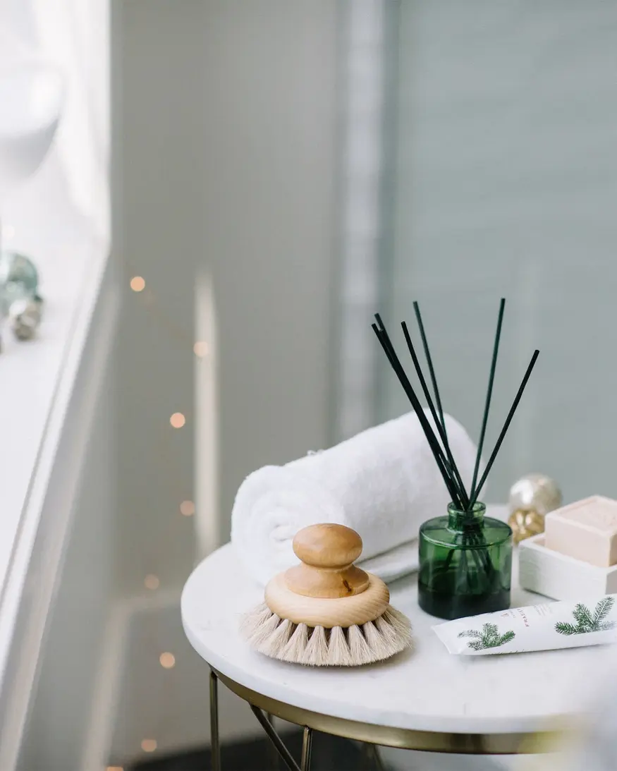 Thymes FFir Petite Diffuser (Green)