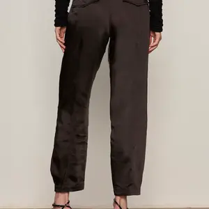 Sanctuary Sahara Satin Tapered Pant