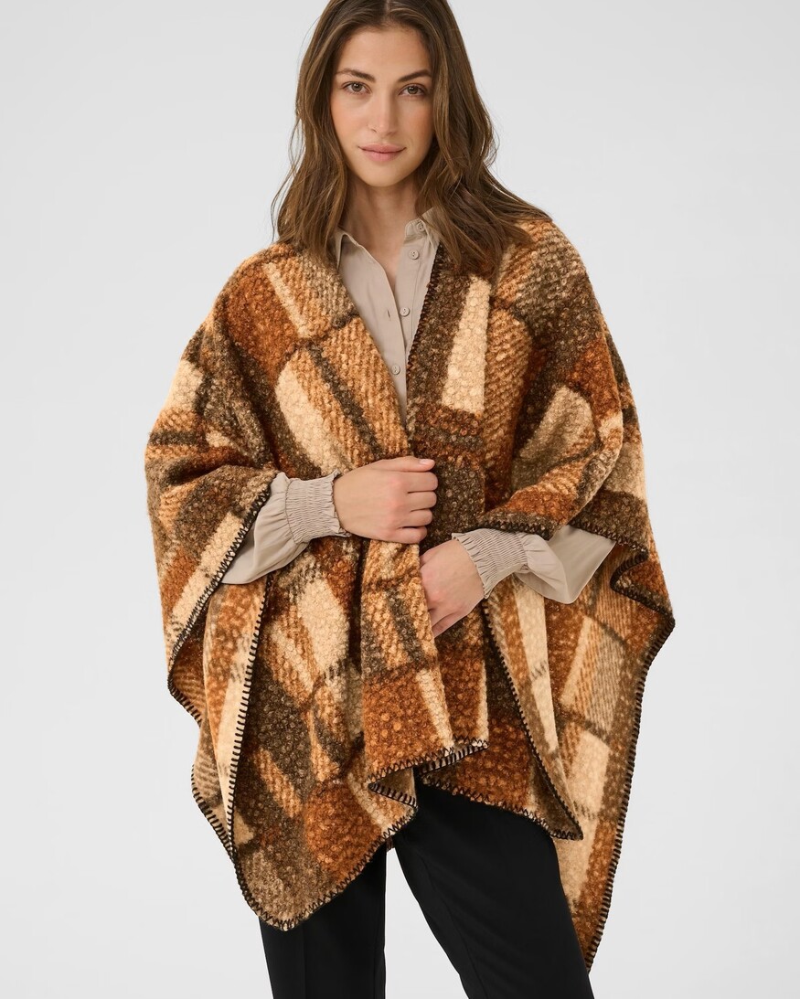 Cream Blye Teddy Cape