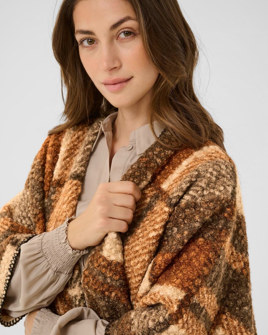 Cream Blye Teddy Cape