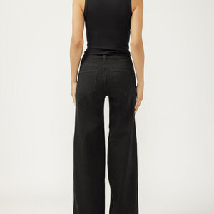 Silver Jeans - For Us Suki Wide Leg - 33"