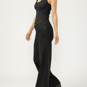 Silver Jeans - For Us Suki Wide Leg - 33"