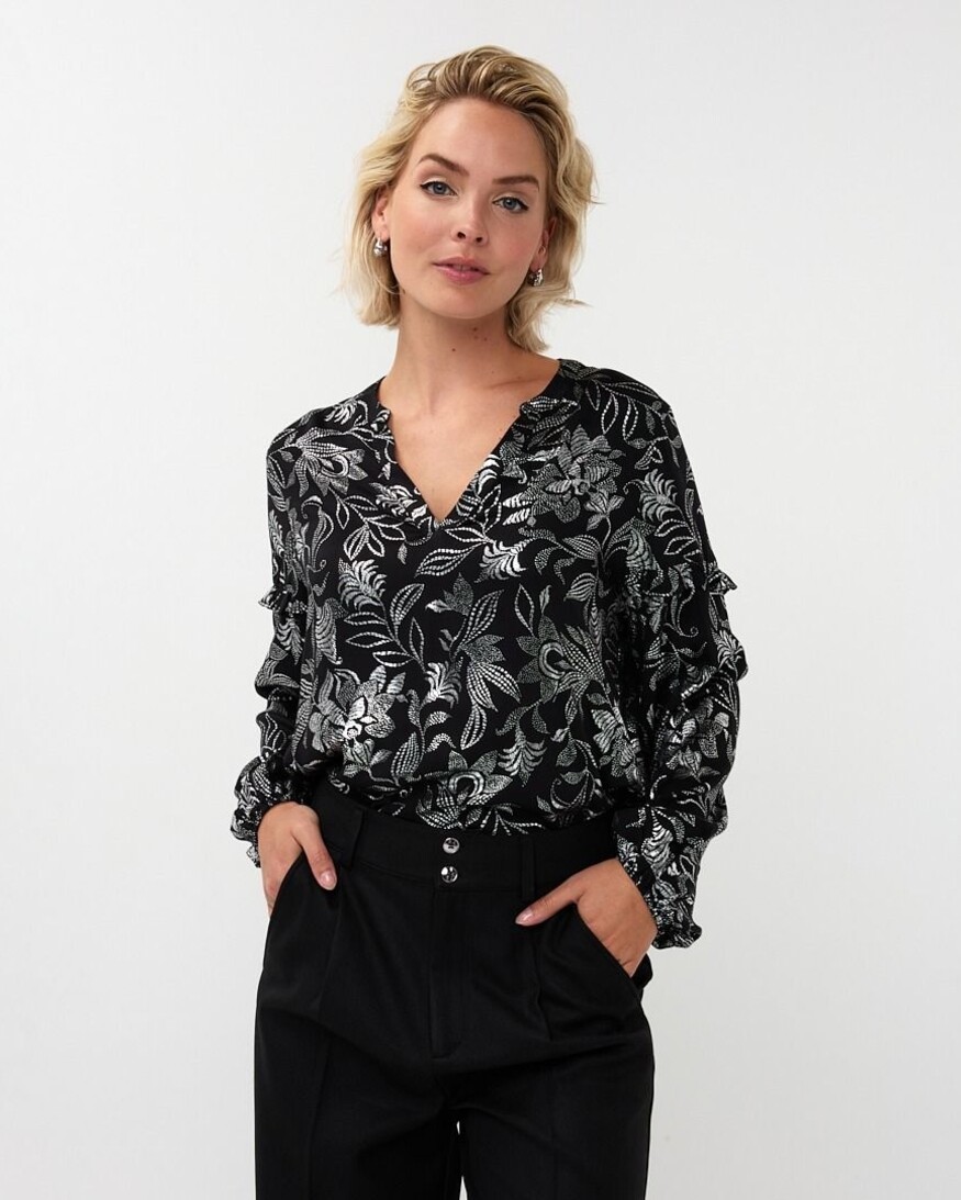 Esqualo Wila V-Neck Blouse