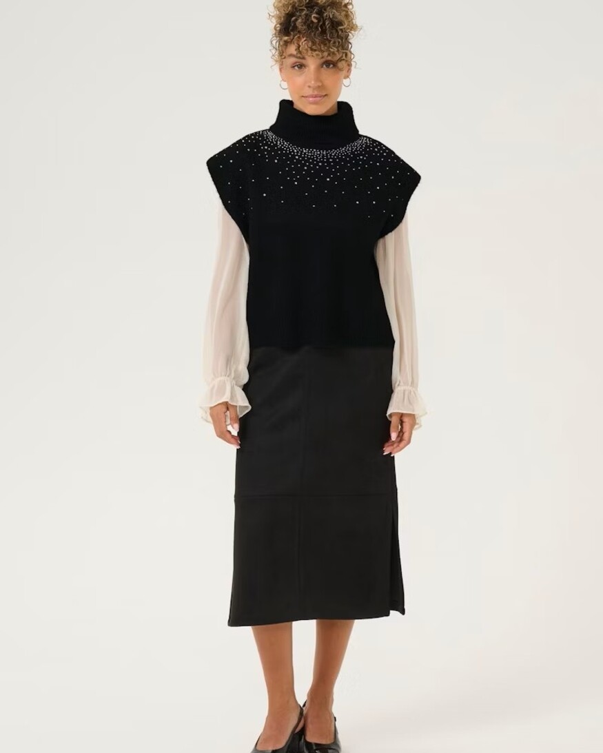 Cream Gift Knit Slipover