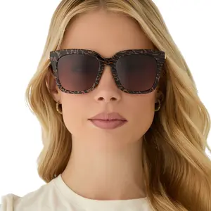 DIFF DIFF Bella DIFF DIFF Bella