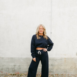 Z-Supply Crop Out Sweatshirt Z-Supply Crop Out Sweatshirt