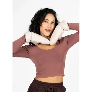 Cest Moi Teddy Mittens