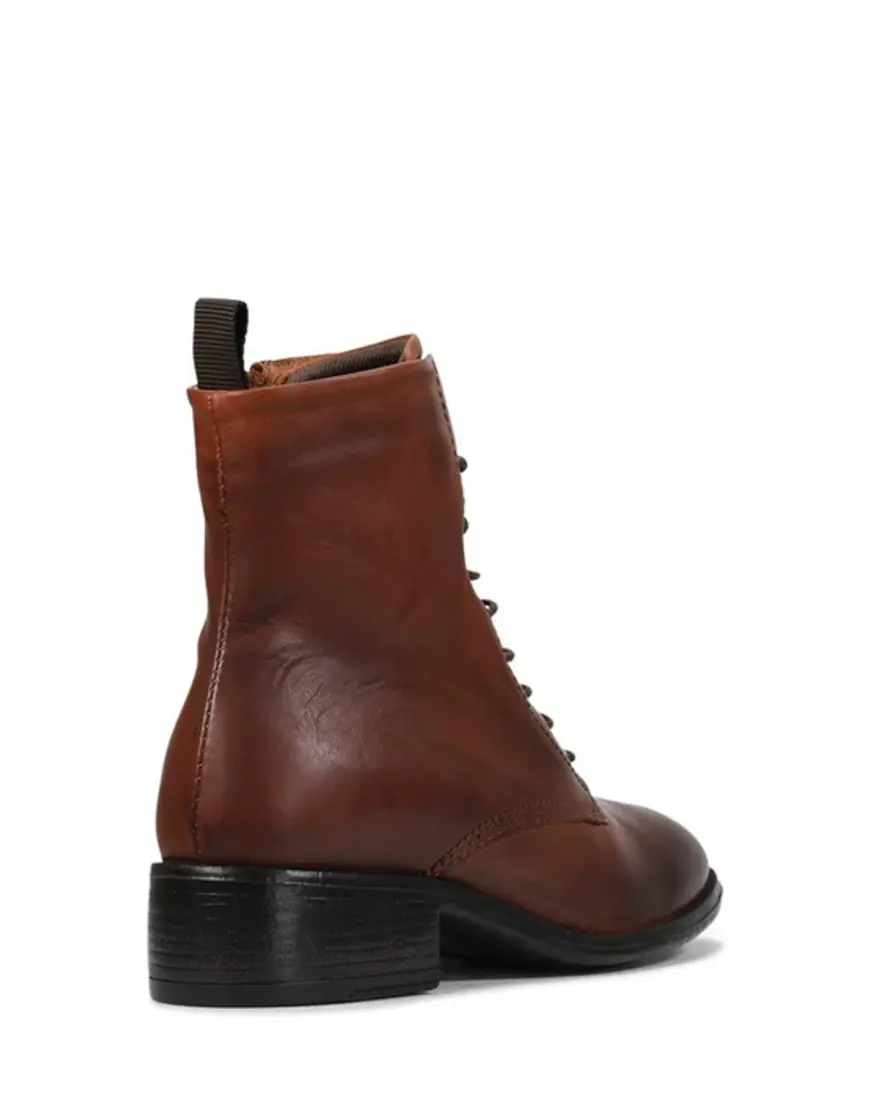 EOS Celia Boot