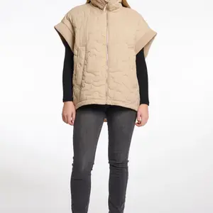 Rino & Pelle Caitlin Quilted Cape