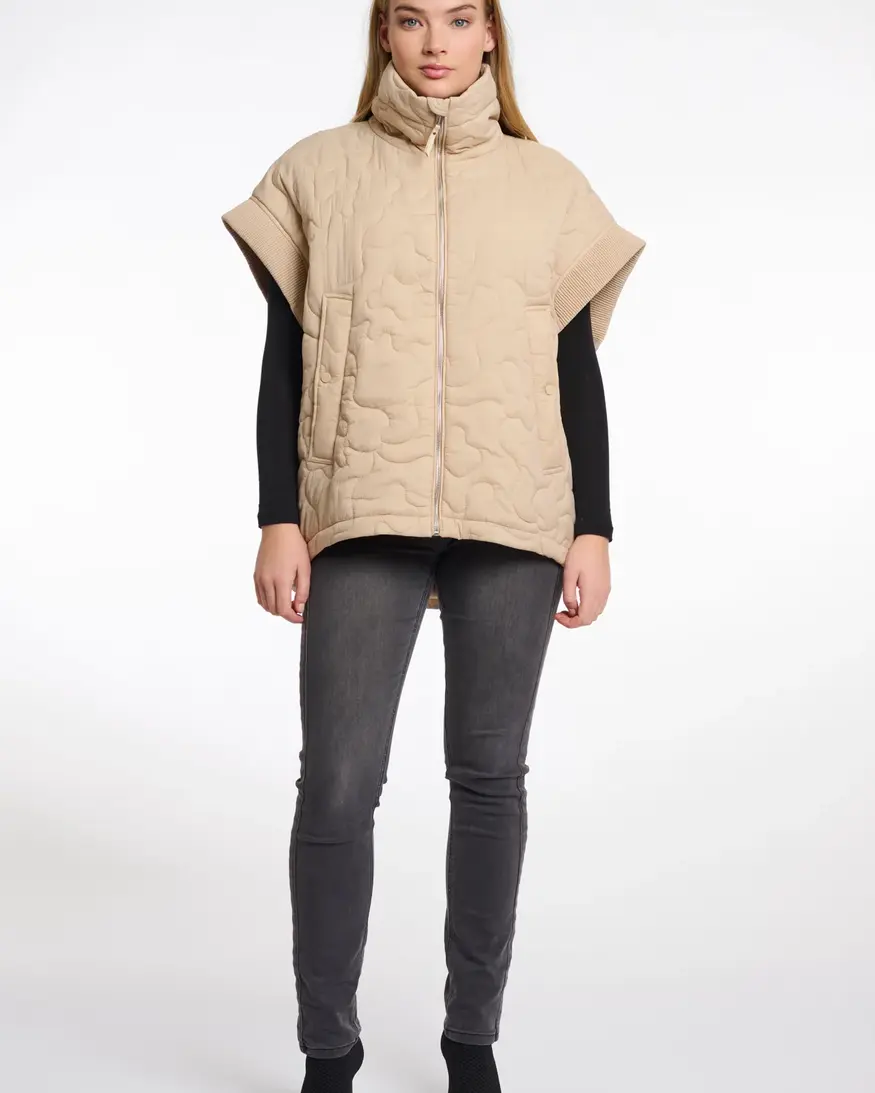 Rino & Pelle Caitlin Quilted Cape