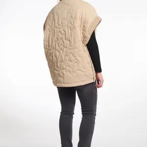 Rino & Pelle Caitlin Quilted Cape