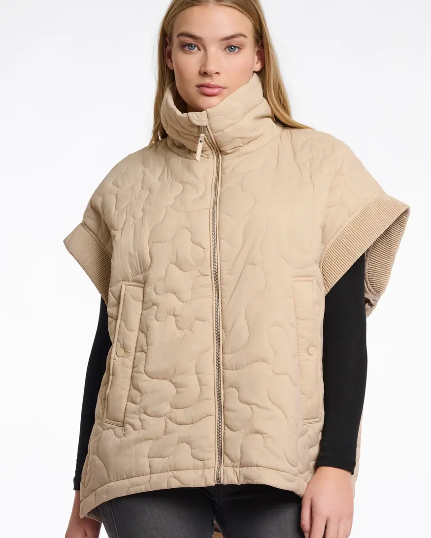 Rino & Pelle Caitlin Quilted Cape