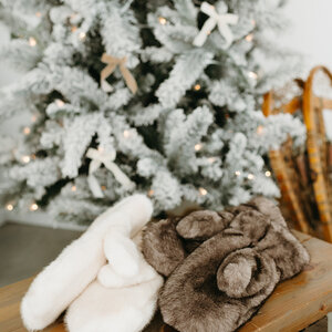 Cest Moi Faux Fur Mittens