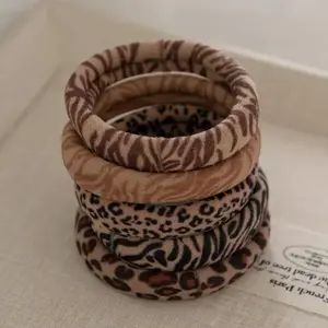 Animal Print Seamless Hair Tie (5)