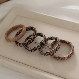 Animal Print Seamless Hair Tie (5)