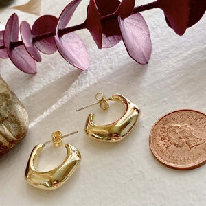 Oscar 5 Point Hoop Earring