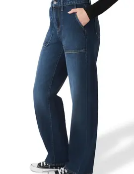 Modern American Farrah Jean