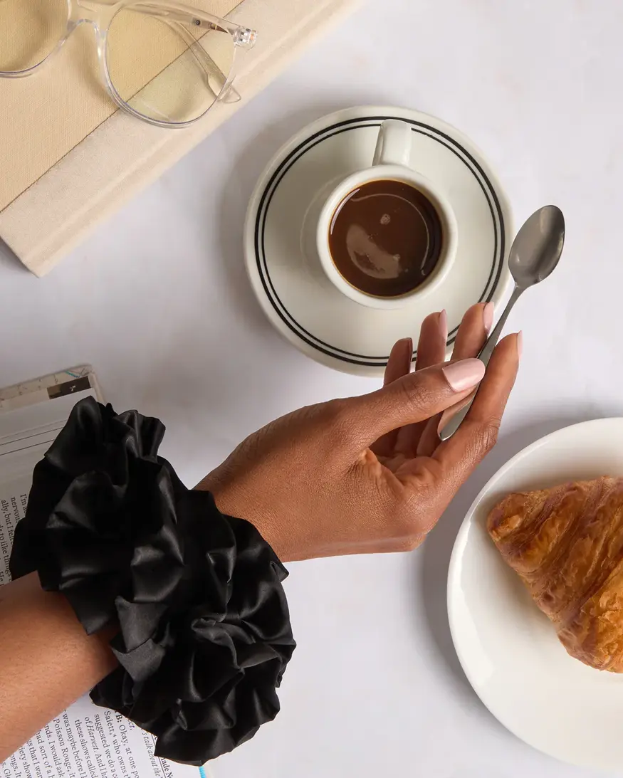 Black Ruffle Scrunchie