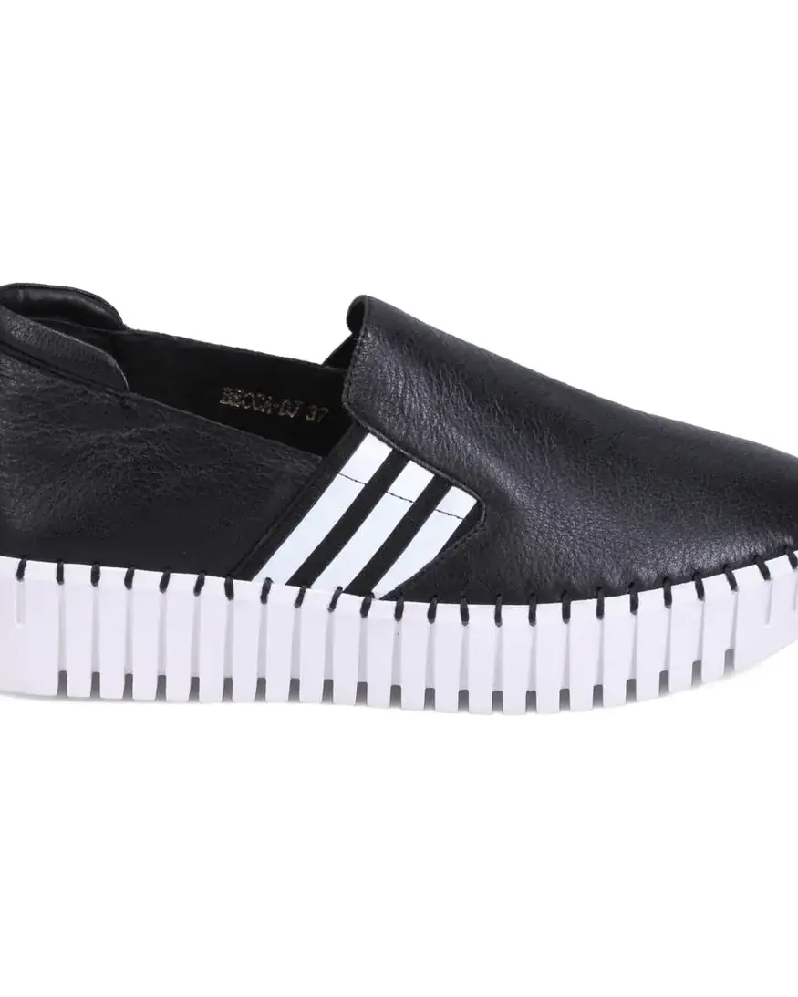 Django & Juliette Becca Sneaker