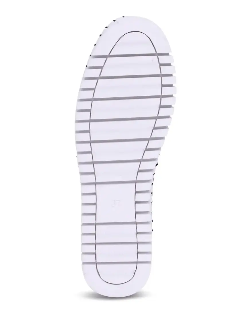 Django & Juliette Becca Sneaker