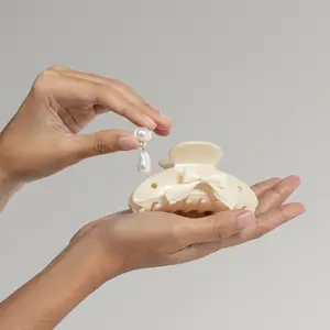 KitschPop - 7pc Claw Clip Set