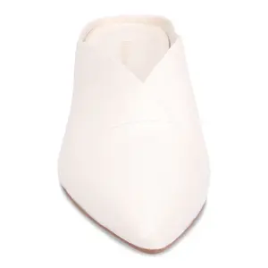 Django & Juliette Eppin Slide