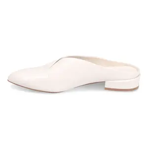 Django & Juliette Eppin Slide