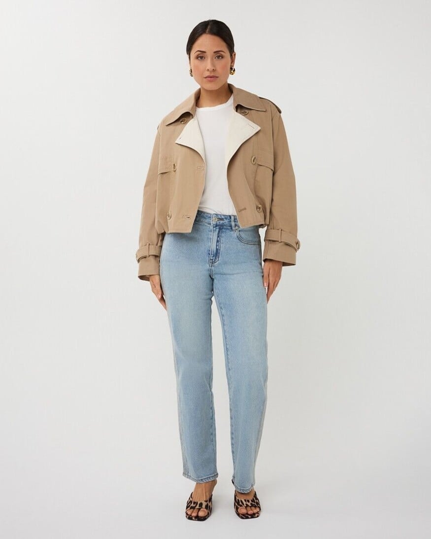 Esqualo Cameron Short Trench