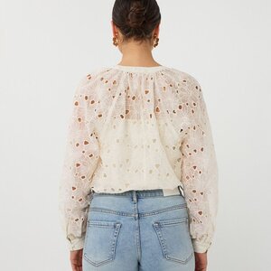 Esqualo Carys Embroidered Blouse