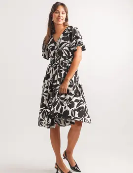 Papillon Sheril Floral Henley Dress