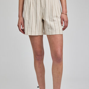 Gentle Fawn Alma Short