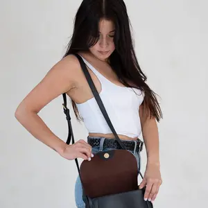 RISA Jones Crossbody