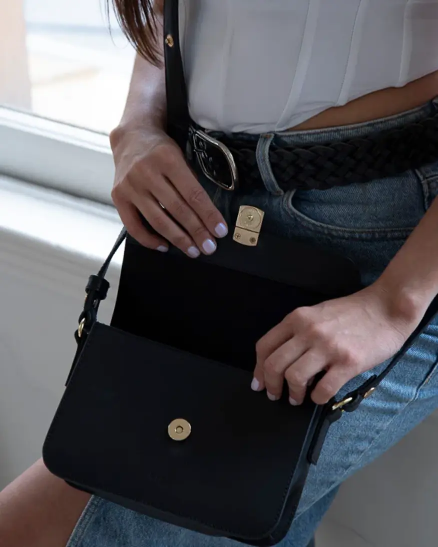 RISA Clara Crossbody