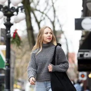 RISA Knot Tote (Suede)