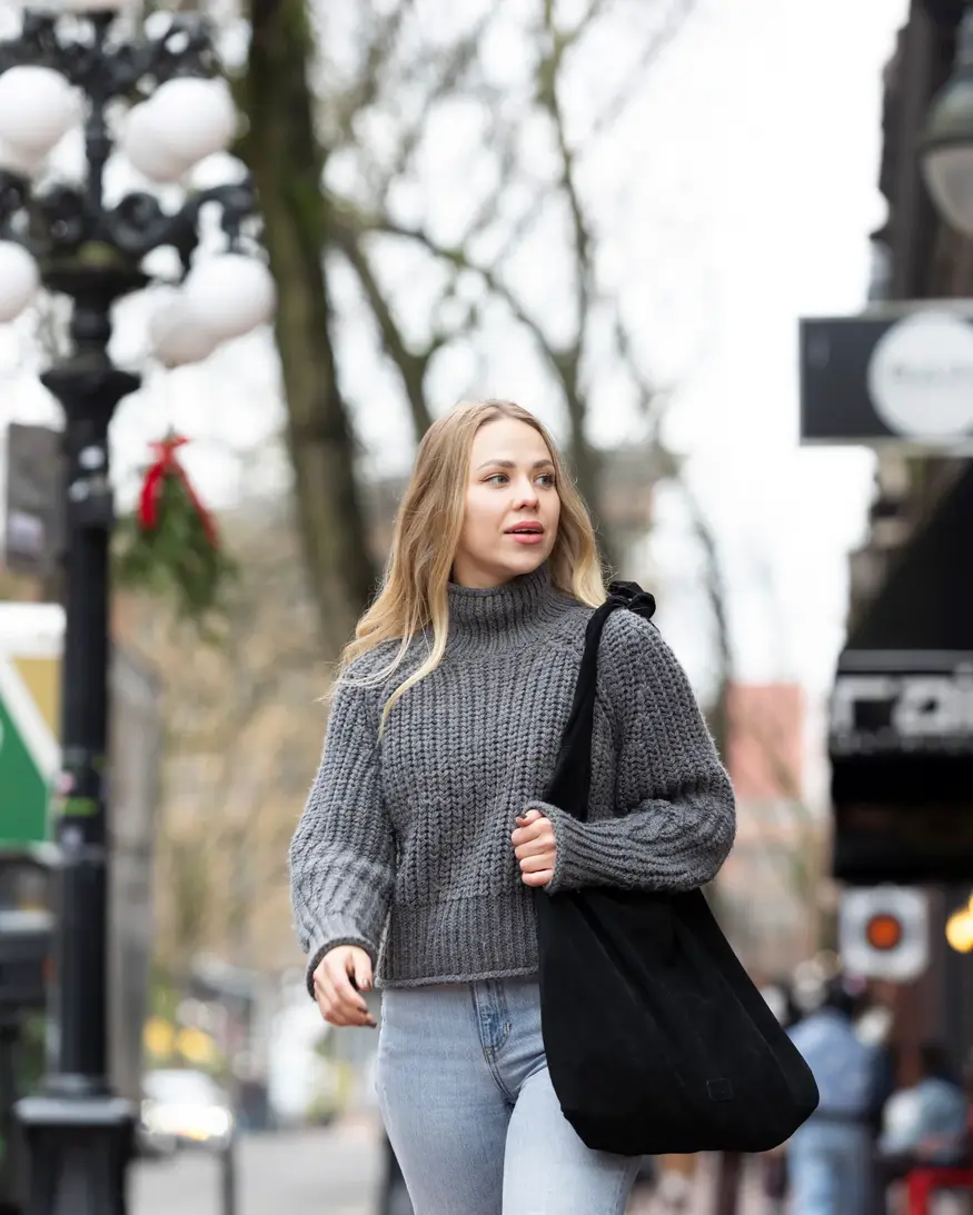 RISA Knot Tote (Suede)