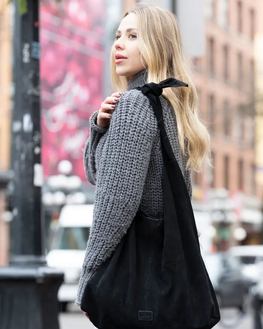 RISA Knot Tote (Suede)