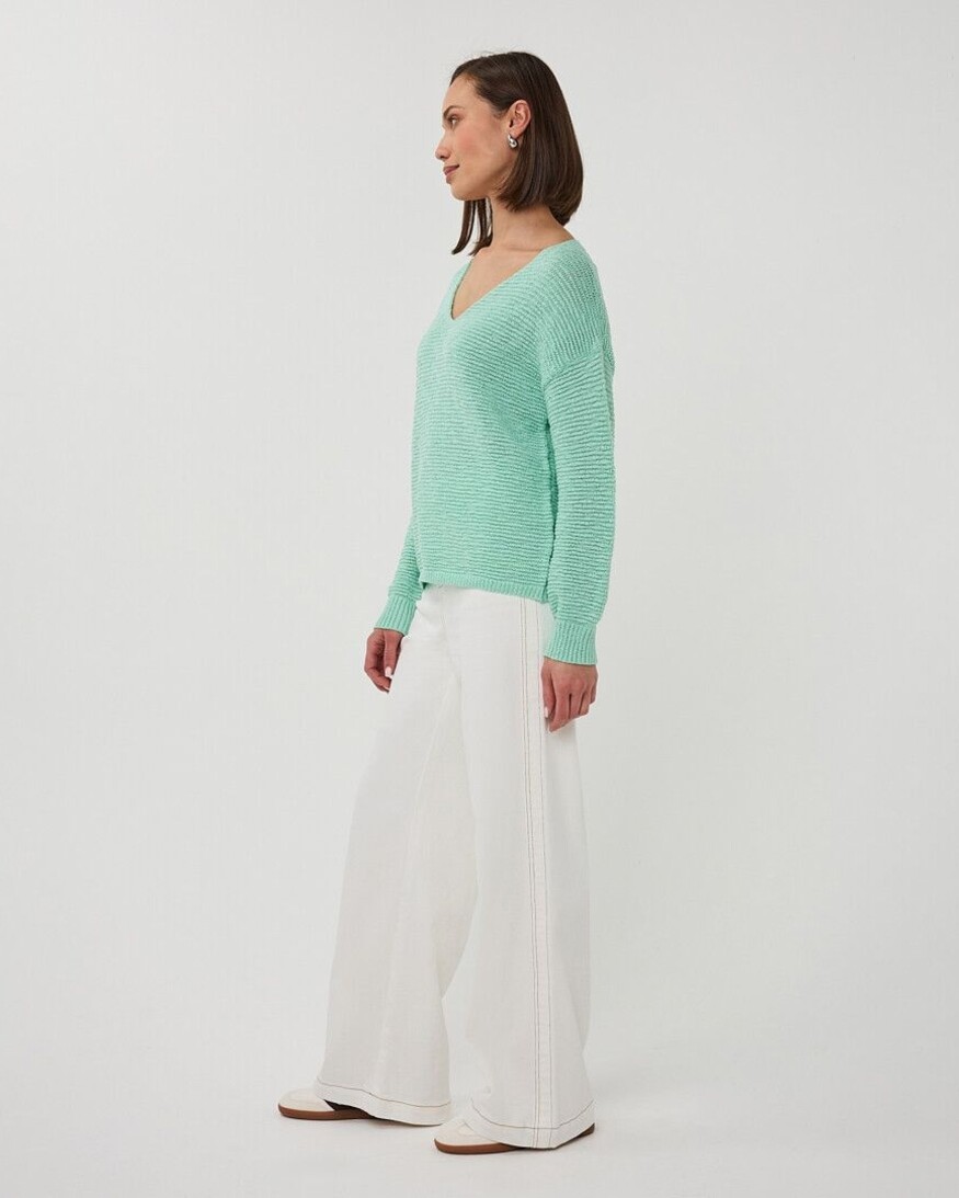 Esqualo Cedar V-Neck Sweater