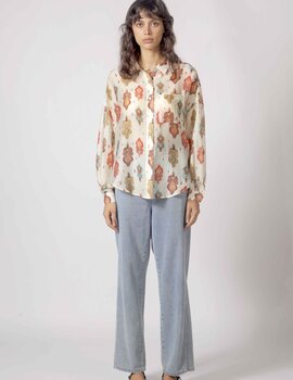 The Korner Kendall Shirt