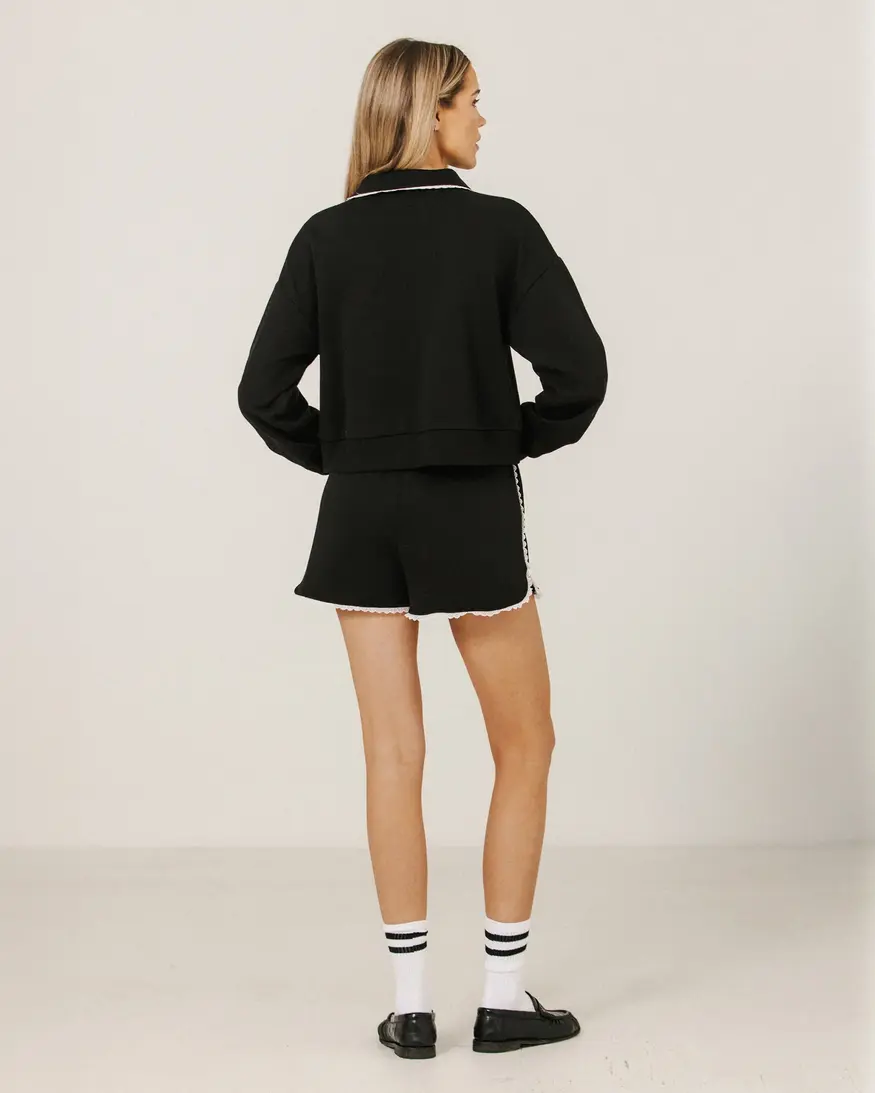 Brunette The Label Sporty Short W/Lace