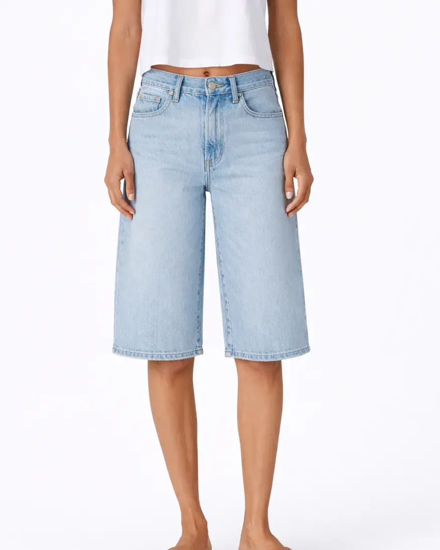 Modern American Liv Short
