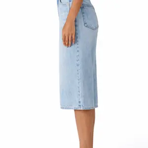 Modern American Liv Short