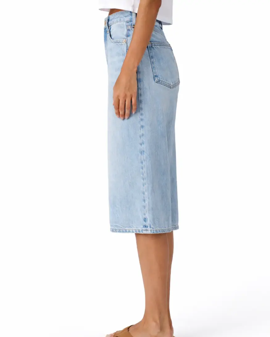 Modern American Liv Short