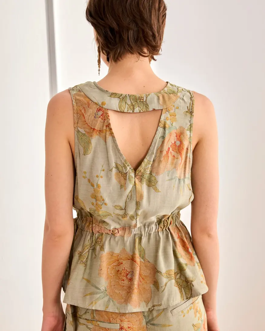 NKN Gala Tux Collar Top